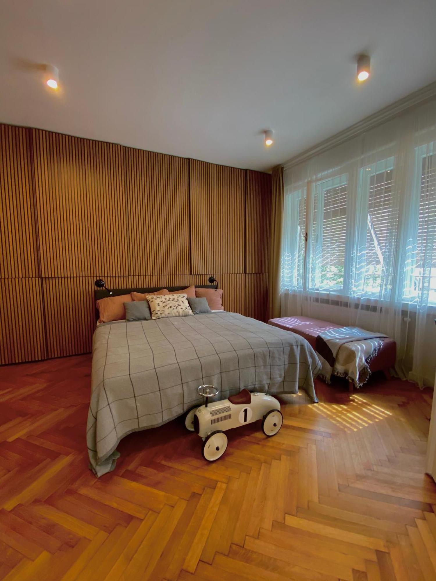 Franakrala Apartment In Old Town Close To Presidential Palace Bratislava Exterior photo
